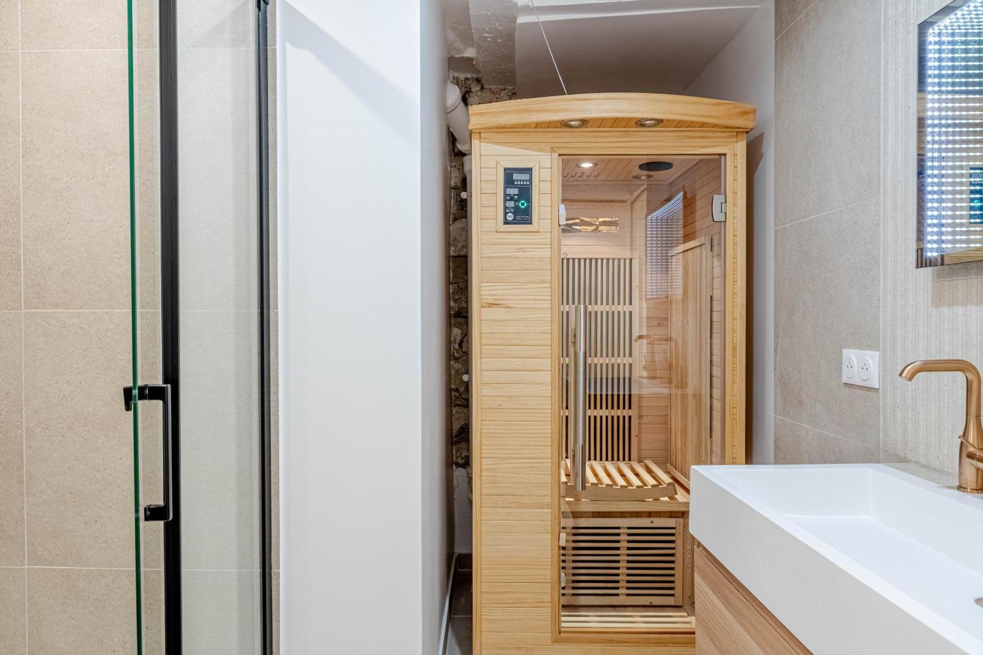 Lavie Maison A C & Sauna ปารีส ภายนอก รูปภาพ