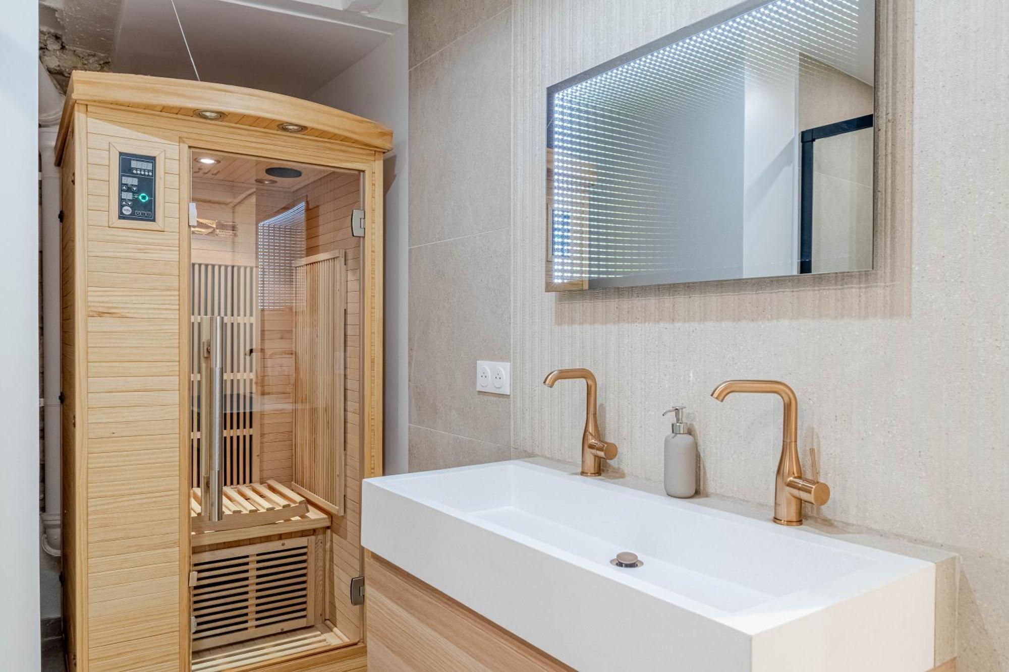 Lavie Maison A C & Sauna ปารีส ภายนอก รูปภาพ